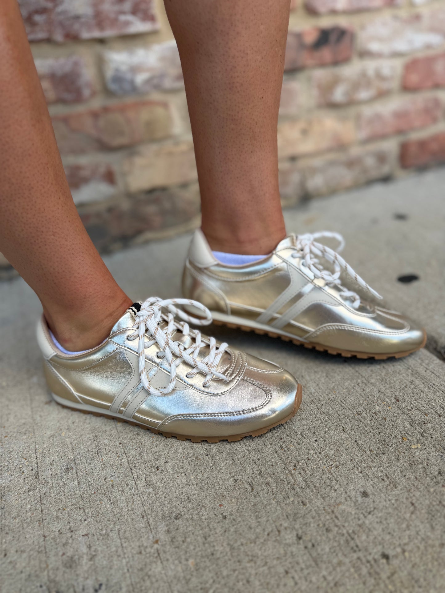 sarah gold sneakers by shushop